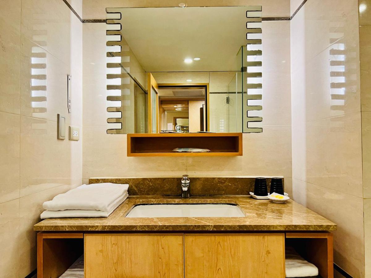 Jin Hua Hotel Лодун Экстерьер фото