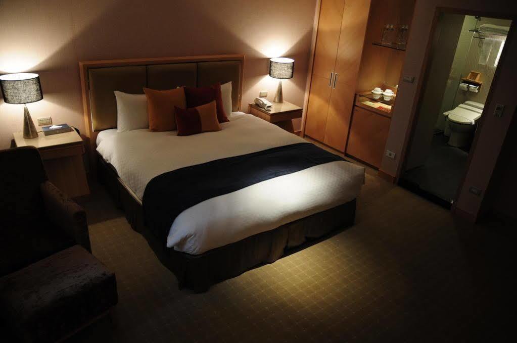 Jin Hua Hotel Лодун Экстерьер фото